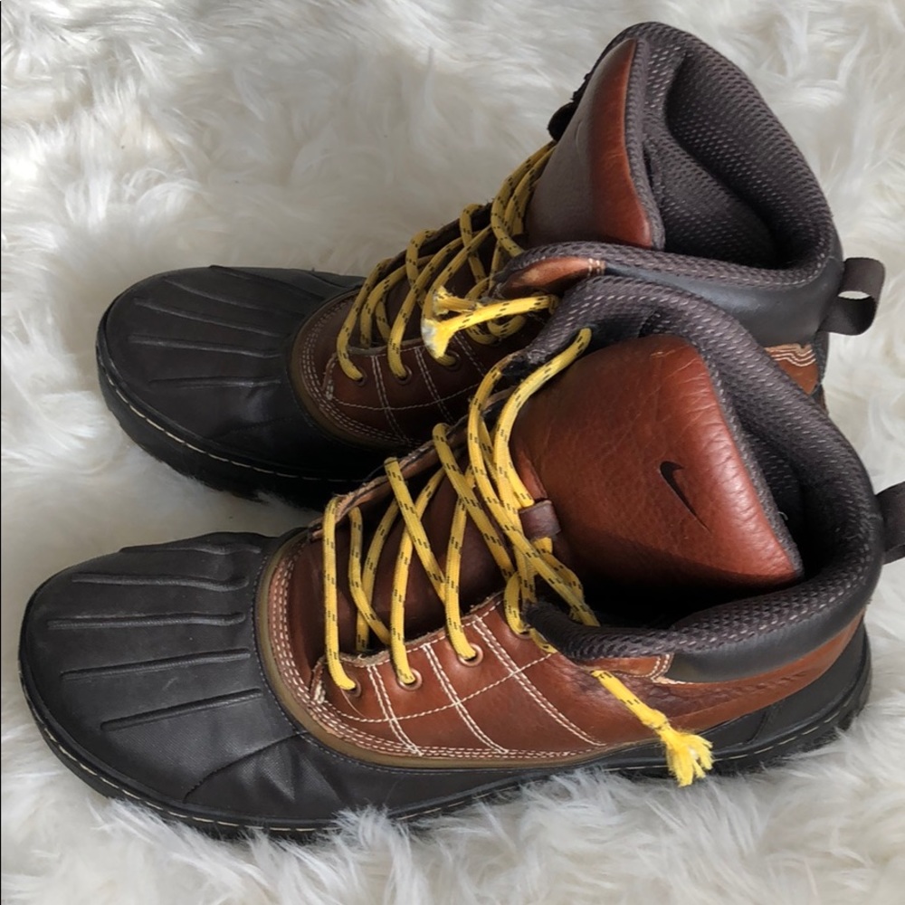 Men’s Nike ACG boots